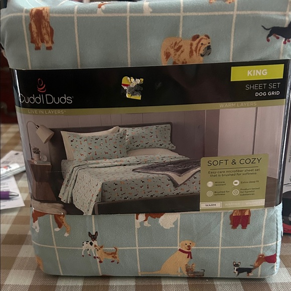 NWT Cuddl Duds King Sheet Set - Light Blue with Dog Grid - Picture 1 of 7